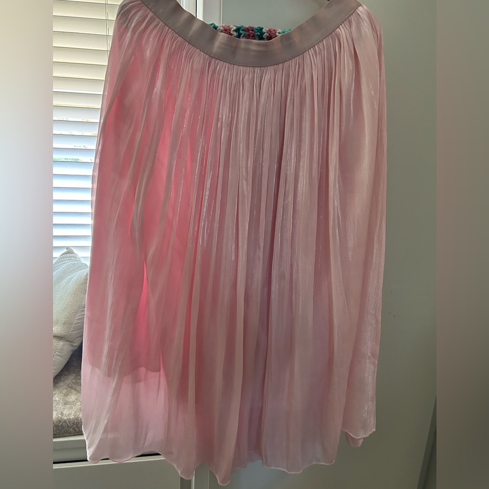 SOFT PINK SKIRT